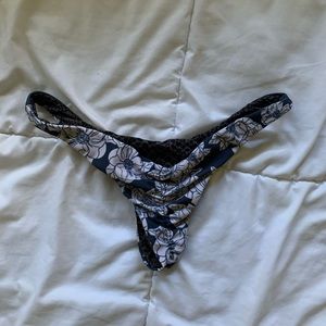 Acacia Blue Magnolia